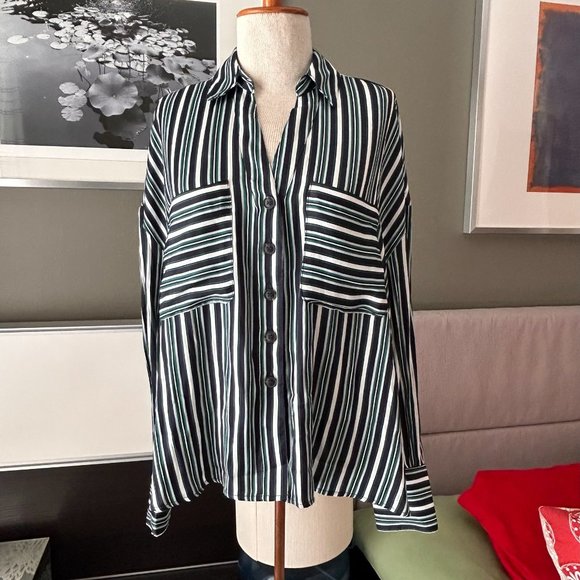 Free People Loose Blouse in Blue/White/Black Stripes SMALL - W558 - Picture 2 of 10